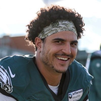 dfuzecr_'s profile picture. Tortured Philadelphia Sports Fan. 4 for 4 ~ I play Clash Royale for shits and giggles.