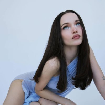 Charts_Dove's profile picture. 