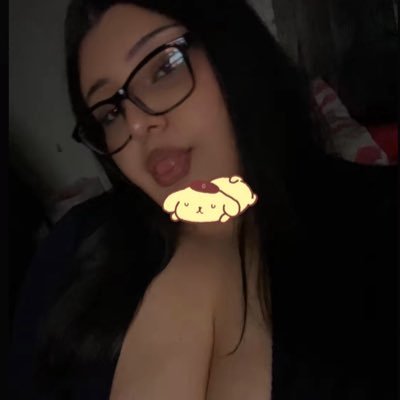 th3yluvl1zzyy's profile picture. 19 🇲🇽 || bi || big girl :p || 18+