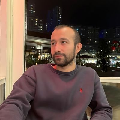 traplifes's profile picture. //