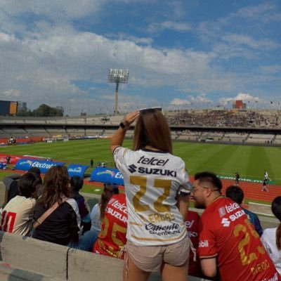 Fer20Bautista's profile picture. ♡ El cielo es mil límite