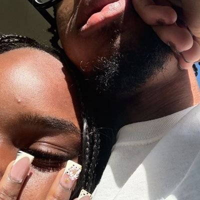 lost_syn3rgy's profile picture. 22// stitched alone with this: my journal in silence✍🏾