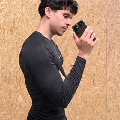 uainilt's profile picture. mei lelé