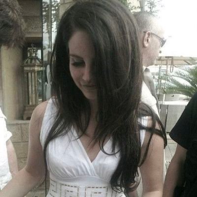 wwritemealetter's profile picture. 