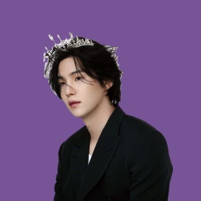 mikrokos_ash's profile picture. I am something relative to another thing | 33 | MECH ENG | BTS | ARMY | OT7 | 🇿🇦