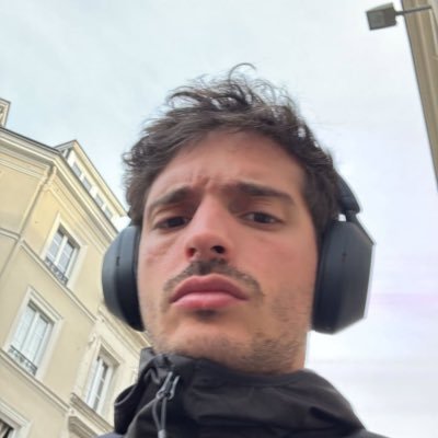 FL0CHEF's profile picture. ᴄʜᴇғ ғʀᴀɴᴄᴇs ᴇɴ ɴᴜᴇᴠᴀ ʏᴏʀᴋ | ᴄᴏᴄɪɴᴏ ᴇɴ sᴇʀɪᴏ, ᴘᴇʀᴏ ᴍᴇ ᴛᴏᴍᴏ ᴇʟ ᴘᴀɪɴ ᴀᴜ ᴄʜᴏᴄᴏʟᴀᴛ ᴀᴜɴ ᴍᴀs ᴇɴ sᴇʀɪᴏ.