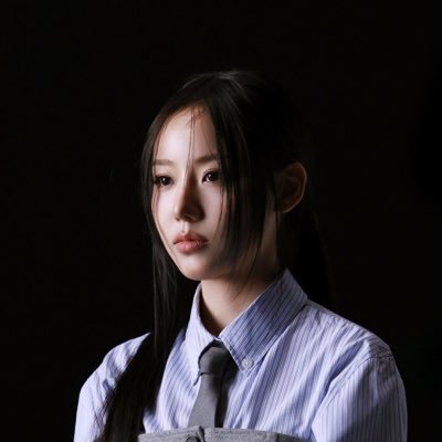 imblumora's profile picture. 