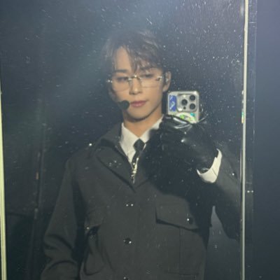 redp_q's profile picture. 