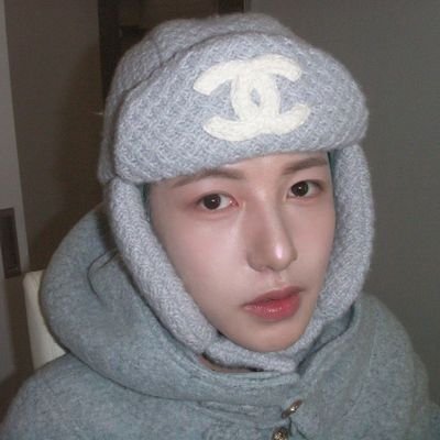 Rebecca_8224's profile picture. tbz x artms x loossemble x yves x chuu x 7dream