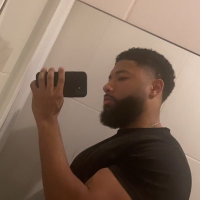 lyonayl9's profile picture. 