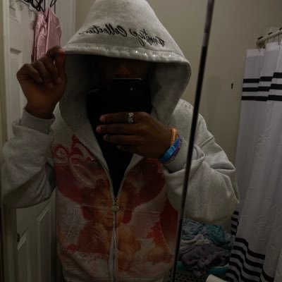 nyhelNyhem's profile picture. finee shii 🫟