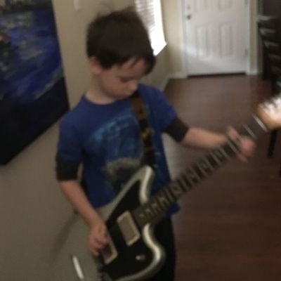 moonshapeddd's profile picture. 