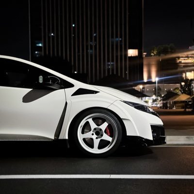 kageFK2civcivR's profile picture. YncHC 岐阜 CIVIC TYPE R FK2 CIVIC時々インコ達🦜 無言フォロー失礼いたします🙇‍♂️無言フォロー大歓迎です！フォローお待ちしております‼FK2×RegaMaster                 #FK2はいいぞ #リーガマスターはいいぞ