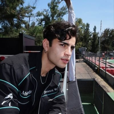 Ferchizzzjz's profile picture. 