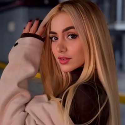 Kassandraalvz00's profile picture. Streamer 🗿✨