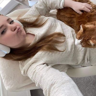 ivy114157's profile picture. ✨ I may not be for everyone, but for those who truly understand me, I’m a rare treasure.pleas stop suspending my account