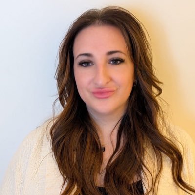 So_VerySarah's profile picture. Writer. A good one.

Lover of thrillers of all shapes and sizes.