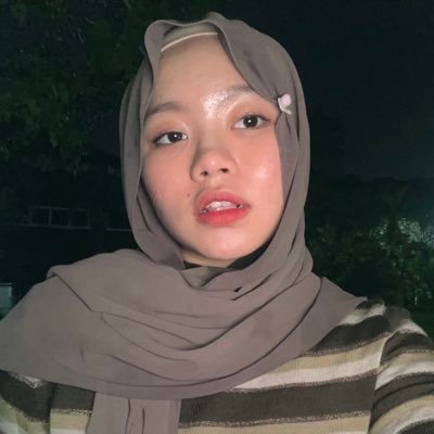 kaiashere's profile picture. the poet and the muse herself 🌹 | linguistics student 📜 | business inquiries: DM 💌 | 🇬🇧🇩🇪 | clean | freaks dni | https://t.co/1NCcaQqd47