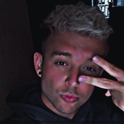 izachmcclure's profile picture. 