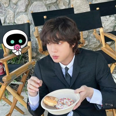 Lyvelle1204127's profile picture. 