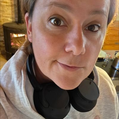 adrenoradre's profile picture. #badgirl  #teamblousesblanches   #inkedgirl #InLove ❤ #Maman #TeamOM ⚪Ⓜ #NoPainNoGain #EsclaveEnBlouseBlanche devenu #Patiente 🦀 #soignantsoigné