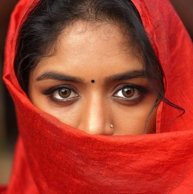 PriyaBakthan's profile picture. Extremely Erotic🔥 Sensually Seductive😍! ♥️: @priya_Bshankar👒⭐| @trishtrashers🌠 :) கற்றது✊கை அளவு :) PBS Veriyan Da👊⚡Indrani♥️ | த்ரிஷா மாமி தொப்புள் ரசிகன்