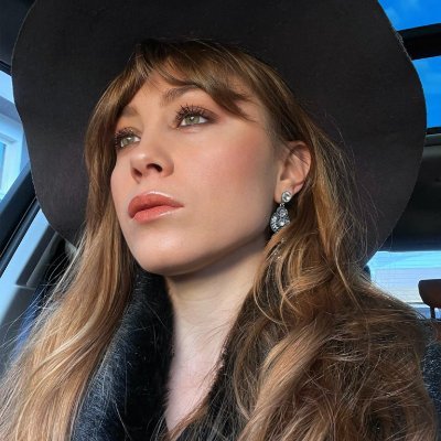 betulyildizdir's profile picture. Durum ne kadar kötü olursa olsun değişecek