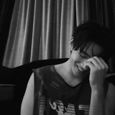 bluNin29's profile picture. 