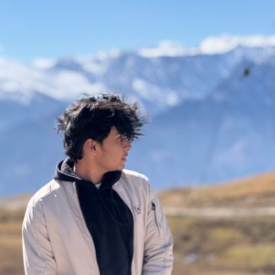 v4nd1t's profile picture. vibing