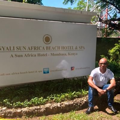 chippamidrand's profile picture. Opinionated Black Consiousness Revolutionary
These platform doesnt come with a Morality Manual.its My Tweets..
Kaizer Chiefs.Farming side hustle.