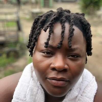 Rola_Savage's profile picture. 💜&💡 Chelsea for life, lover of Good Music