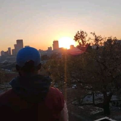 itsyourboy73352's profile picture. Sarcastic opinions & random thoughts
Arsenal💯😁