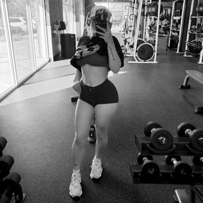 maceyknudsen's profile picture. Insta/Snap : maceyknudsen