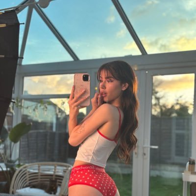 CharmingAnnnaaa's profile picture. 19 ♡ forever