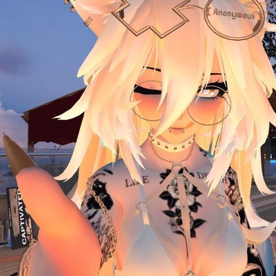 _assuna's profile picture. Got my squad, Got my vibe, Having fun and making memories