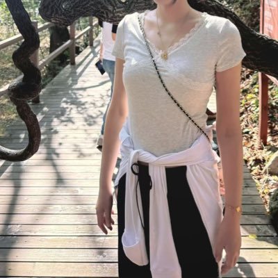 jialitangzhe's profile picture. 老婆七七，分享日常婚姻碎碎念，恋足