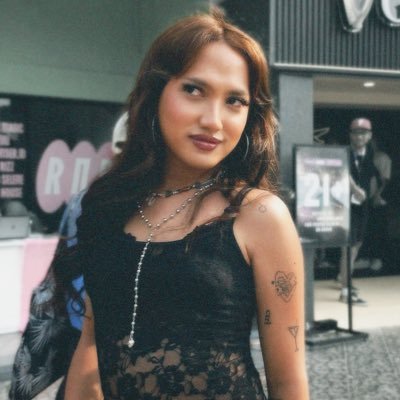 shalsies's profile picture. 