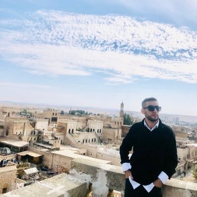 Adem_clk3425's profile picture. Ahlakın bozuk olduğu toplumlarda yalnızlık şifadır.-Hz Ali .🖤@GalatasaraySk ❤️💛