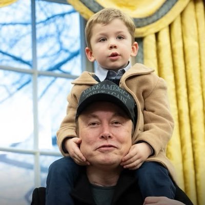 elonchatman2's profile picture. CEO-Tesla 🚘a,space x founder The boring company cofounder -🪐nueralink Openal 🚀