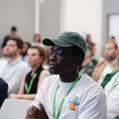 ahruf_'s profile picture. Building @marmarapp