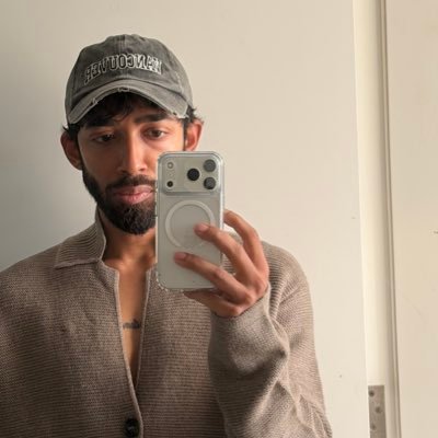 DmitriRuwan's profile picture. Founder of @theavastave