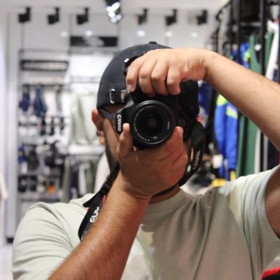 LukasVls_'s profile picture. tech lead at @zoobeauval / from the bottom to the bottom