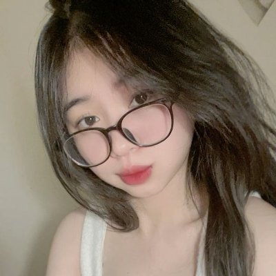 Khahann2910's profile picture. 