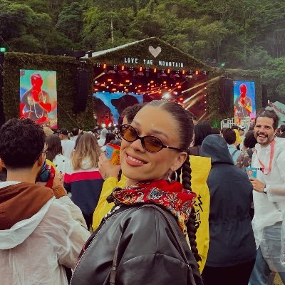 m4ylinha's profile picture. 🏳️‍🌈