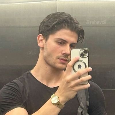 JacobbMathew's profile picture. United Kingdom 🇬🇧