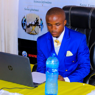 UsseniRex's profile picture. 