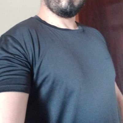 Martins_synom's profile picture. Nerd
Geek