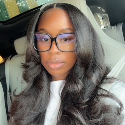 LakeraTraders's profile picture. Just a girl trading futures+living fully 🎀💌 lakeratraders@gmail.com the real spice and strategy 📈📉