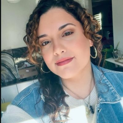 veronica_43776's profile picture. Boy Mom 👩 
Fur Mom 👩 
Writer ✍