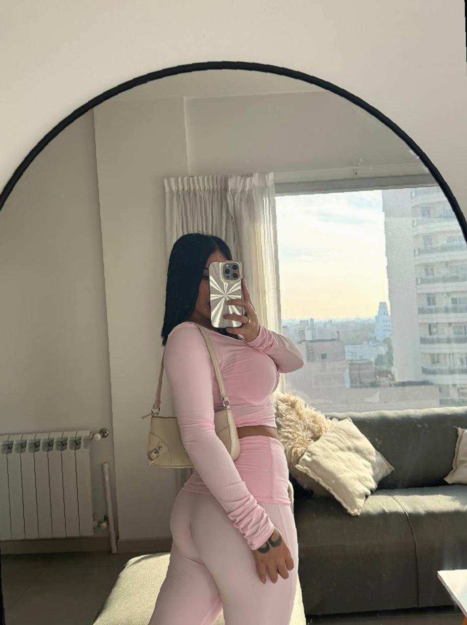 Selyna99844626's profile picture. i'm too curious to be perfectly behaved